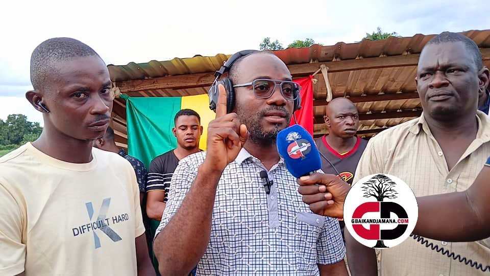 Kankan: Soutien des jeunes du quartier Bordeaux au président Doumbouya « C'est grâce à lui, nous sommes dans la fonction publique » 4 Kankan: Soutien des jeunes du quartier Bordeaux au président Doumbouya « C'est grâce à lui, nous sommes dans la fonction publique »