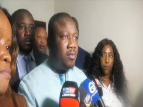 Guinée : les patrons de presse rencontrent le ministre de l'Énergie 4 Guinée : les patrons de presse rencontrent le ministre de l'Énergie