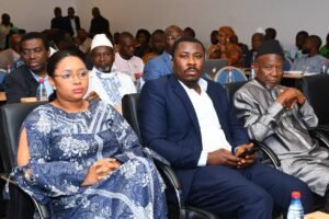 Guinée : Les conseillers nationaux et cadres parlementaires, formés en évaluation des politiques publiques.