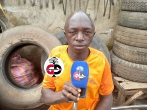 Faranah : À la rencontre de Sory CAMARA, une personne à mobilité réduite, qui pratique la mécanique depuis des années.