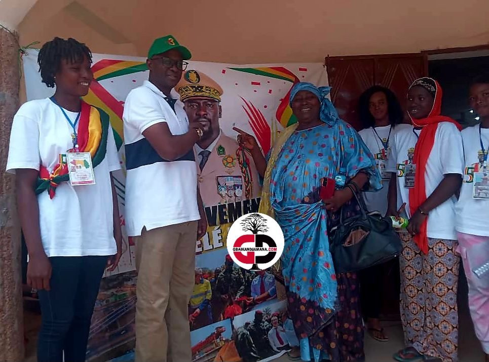 Dabola : Le Mouvement « A LÉLÉ DI SÉ » soutient la candidature du Général Mamadi Doumbouya à l’élection présidentielle. 7 Dabola : Le Mouvement « A LÉLÉ DI SÉ » soutient la candidature du Général Mamadi Doumbouya à l’élection présidentielle.