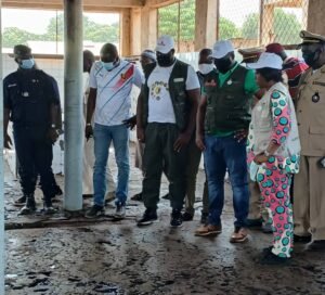 Siguiri : l'état désastreux de l'abattoir fait réagir les autorités, une visite d'évaluation sur le terrain.