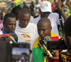 Kankan : Les jeunes de Banankoroda inaugurent un carrefour avec un portrait géant du president Doumbouya