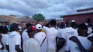 Fête d'indépendance à Sanfina : La population apporte son soutien au Général Mamadi Doumbouya à travers une manifestation culturelle.