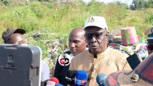 Kankan : Plus de 800 kg de boules de chanvre indien, 125 Kg de produits pharmaceutiques périmés, incinérés par les autorités.