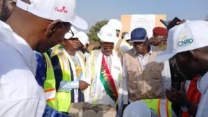 Kouroussa : Le ministre de la Culture pose la première pierre d'un centre socioculturel dédié à la danse Doundoumba. 