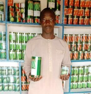 Haute-Guinée : À la rencontre de Lonceny CONDÉ, technicien chimiste et passionné de l'agriculture