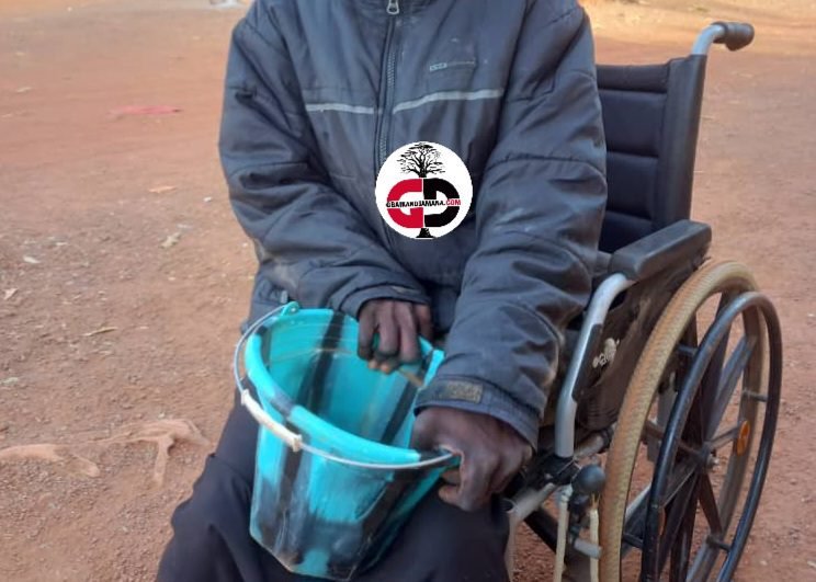 Faranah : À la rencontre de Bangaly KEÏTA « Mon père m'a rejeté à cause de mon handicap  » 