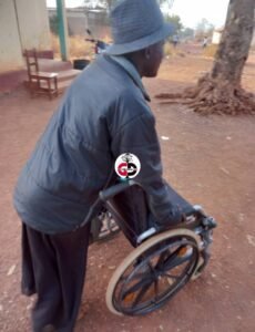 Faranah : À la rencontre de Bangaly KEÏTA « Mon père m'a rejeté à cause de mon handicap  » 