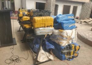 Guinée : Un conducteur de Moto-taxi a été interpellé par les services spéciaux en possession de 456 kg de cannabis 2 Guinée : Un conducteur de Moto-taxi a été interpellé par les services spéciaux en possession de 456 kg de cannabis