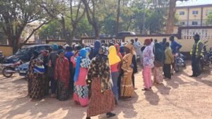 Labé : La Mairie prise en otage par les citoyens qui exigent le respect de la décision relative à la nomination des responsables locaux.