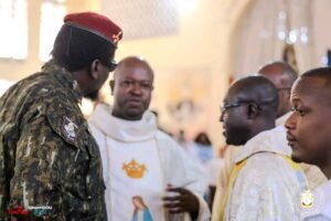 Célébration de la fête de Noël : S.E le Général Mamadi DOUMBOUYA célèbre Noël à la Paroisse Anne-Marie Javouhey de Nongo.