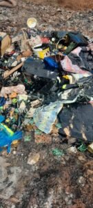 Siguiri/Lero : Le service de contrôle de qualité a incinéré 1 tonne de produits alimentaires périmés.