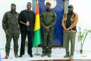 Palais Mohammed V: L’international Guinéen Serhou Guirassy réçu par S.E le Général Mamadi DOUMBOUYA qui l’a appelé à la Persévérance et à l’Excellence