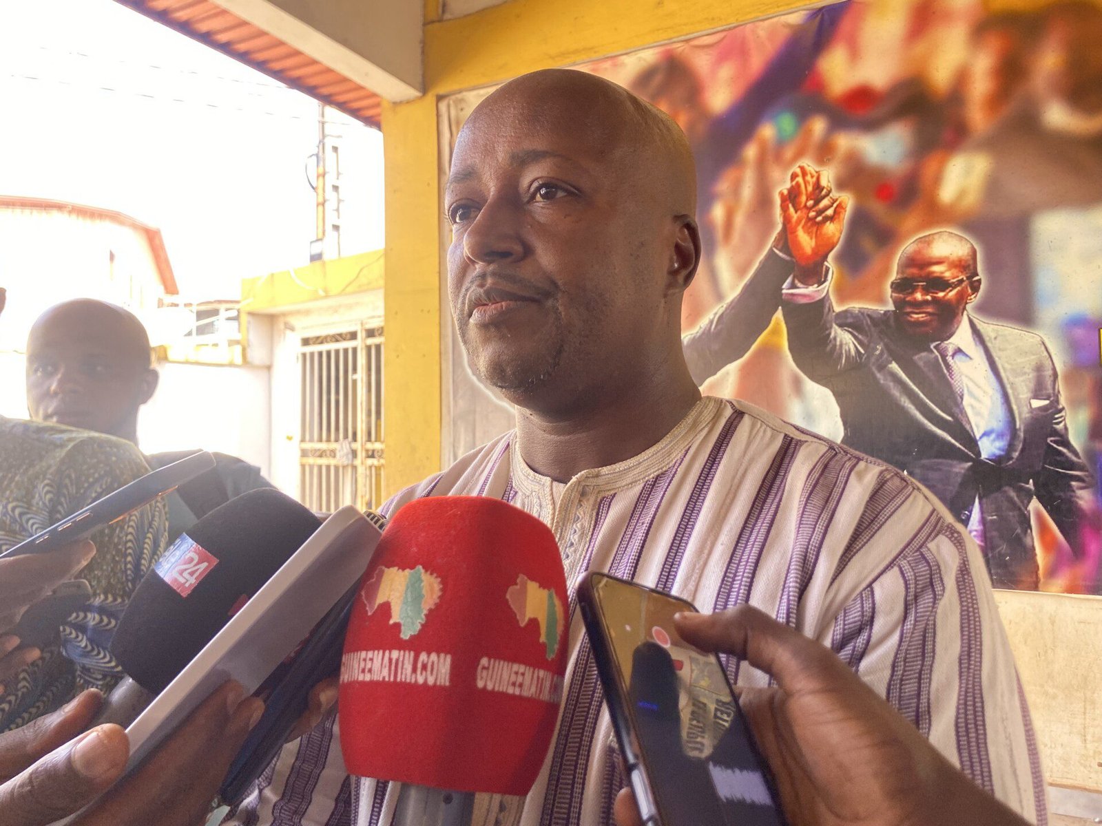 Aboubacar Demba Dansoko sur la manifestation annoncée par les forces vives : «Les forces vives veulent simplement faire respecter les engagements pris entre le CNRD et la CEDEAO ». 1 Aboubacar Demba Dansoko sur la manifestation annoncée par les forces vives : «Les forces vives veulent simplement faire respecter les engagements pris entre le CNRD et la CEDEAO ».