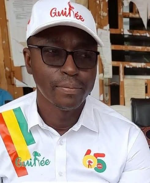 Page Noir : Dr Naby Moussa Mariame Soumah, Directeur préfectoral de la Santé à Mandiana, est décédé. 6 Page Noir : Dr Naby Moussa Mariame Soumah, Directeur préfectoral de la Santé à Mandiana, est décédé.