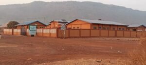 Dabola : Inauguration du centre de santé du quartier Sincery par les autorités compétentes.