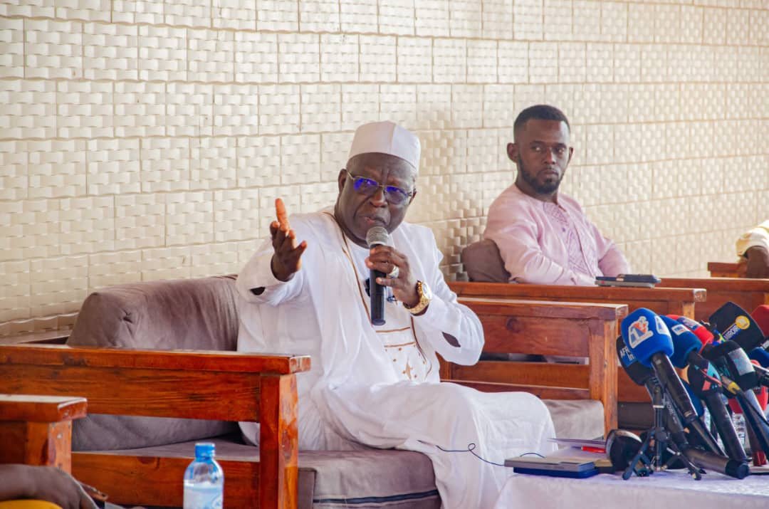 Entre l'État et les citoyens, qui doit assurer la paix ? Le Dr Sékou Kourreissy Condé apporte des éclaircissements à ce sujet.