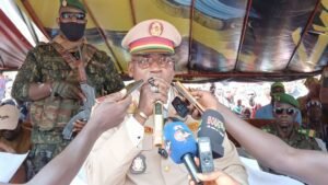 Siguiri (kintinia) : le 23ème doyen de bouré a été intronisé en présence des autorités.