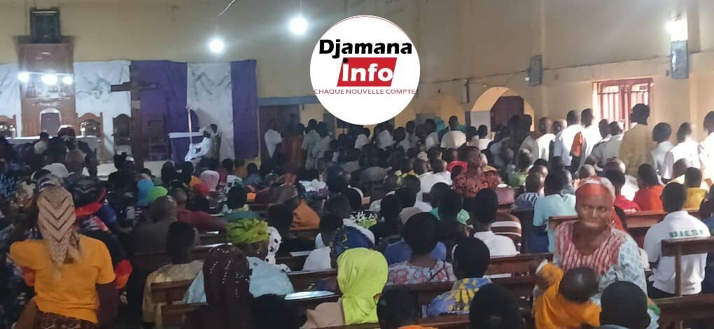 Gueckedou Célèbre le Début du Carême avec la Prise des Cendres