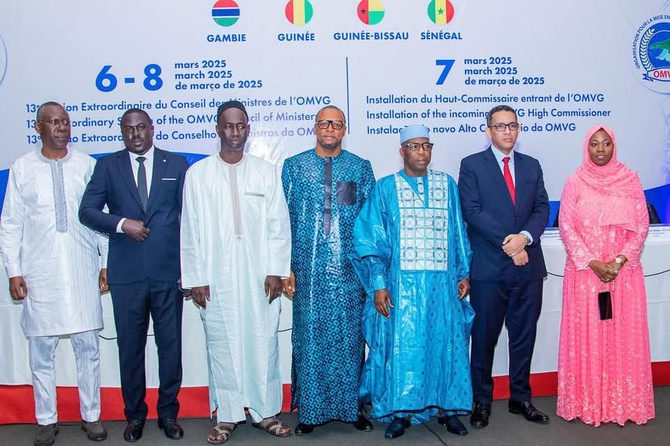 𝐂𝐄́𝐑𝐄́𝐌𝐎𝐍𝐈𝐄 𝐃𝐄 𝐏𝐀𝐒𝐒𝐀𝐓𝐈𝐎𝐍 𝐃𝐄 𝐂𝐇𝐀𝐑𝐆𝐄𝐒 𝐀̀ 𝐋’𝐎𝐌𝐕𝐆 : 𝐔𝐍𝐄 𝐍𝐎𝐔𝐕𝐄𝐋𝐋𝐄 𝐃𝐘𝐍𝐀𝐌𝐈𝐐𝐔𝐄 𝐀𝐔 𝐒𝐄𝐑𝐕𝐈𝐂𝐄 𝐃𝐄 𝐋’𝐈𝐍𝐓𝐄́𝐆𝐑𝐀𝐓𝐈𝐎𝐍 𝐒𝐎𝐔𝐒-𝐑𝐄́𝐆𝐈𝐎𝐍𝐀𝐋𝐄 1 𝐂𝐄́𝐑𝐄́𝐌𝐎𝐍𝐈𝐄 𝐃𝐄 𝐏𝐀𝐒𝐒𝐀𝐓𝐈𝐎𝐍 𝐃𝐄 𝐂𝐇𝐀𝐑𝐆𝐄𝐒 𝐀̀ 𝐋’𝐎𝐌𝐕𝐆 : 𝐔𝐍𝐄 𝐍𝐎𝐔𝐕𝐄𝐋𝐋𝐄 𝐃𝐘𝐍𝐀𝐌𝐈𝐐𝐔𝐄 𝐀𝐔 𝐒𝐄𝐑𝐕𝐈𝐂𝐄 𝐃𝐄 𝐋’𝐈𝐍𝐓𝐄́𝐆𝐑𝐀𝐓𝐈𝐎𝐍 𝐒𝐎𝐔𝐒-𝐑𝐄́𝐆𝐈𝐎𝐍𝐀𝐋𝐄