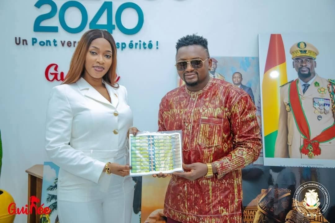 Guinée : Le ministre Moussa Moïse Sylla réunit Azaya et Djely Kaba Bintou autour de la même table au nom du Chef de l’État