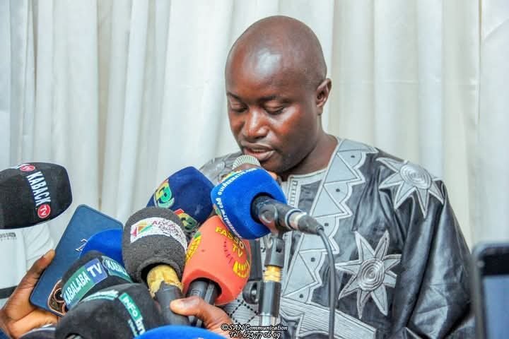 Tribune: général mamadi doumbouya, un homme qui redonne vie à l'administration guinéenne. Par mamady kansan doumbouya.