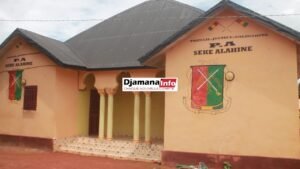 Siguiri – Alahinè : Une communauté oubliée qui bâtit seule son avenir administratif 4 Siguiri – Alahinè : Une communauté oubliée qui bâtit seule son avenir administratif