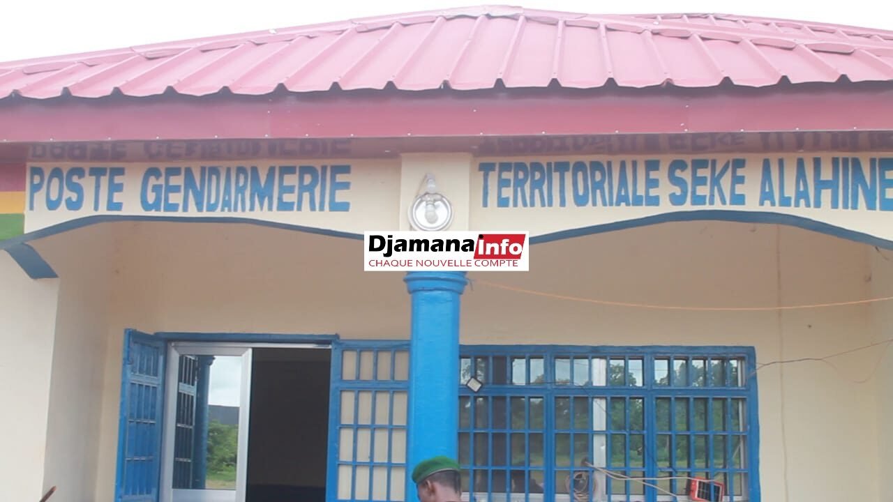 Siguiri – Alahinè : Une communauté oubliée qui bâtit seule son avenir administratif 1 Siguiri – Alahinè : Une communauté oubliée qui bâtit seule son avenir administratif