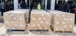 Processus électoral en Guinée : le gouvernement réceptionne le matériel pour l’impression locale des cartes d’électeurs 2 Processus électoral en Guinée : le gouvernement réceptionne le matériel pour l’impression locale des cartes d’électeurs