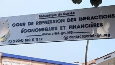 Guinée – Détournement présumé de 800 milliards GNF : la CRIEF accorde la liberté provisoire à trois officiers des Douanes