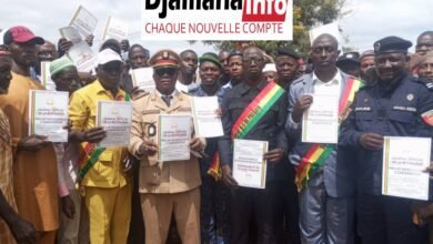Faranah : Le Préfet Bernard Kamano poursuit la vulgarisation de la nouvelle constitution dans les collectivités rurales