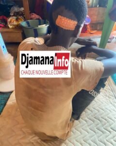 Siguiri : Un camion chargé d’arachides et de piments se renverse à Tombögö, deux blessés enregistrés