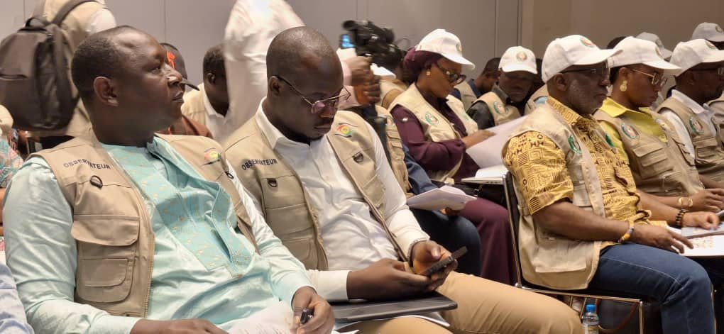 Scrutin du 21 septembre : la DGE remet les accréditations aux observateurs nationaux et internationaux