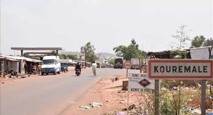 Kourémalé : interdiction d’exporter du carburant vers le Mali