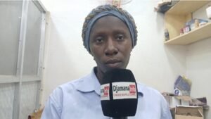 Kankan : immersion à Nabaya Impression, où l’engouement pour les T-shirts du 67e anniversaire de l’indépendance est en baisse