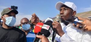 CAMPAGNE ÉLECTORALE : YOUSSOUF CAMARA CONDUIT KOUREMALÉ DERRIÈRE MAMADI DOUMBOUYA 4 CAMPAGNE ÉLECTORALE : YOUSSOUF CAMARA CONDUIT KOUREMALÉ DERRIÈRE MAMADI DOUMBOUYA