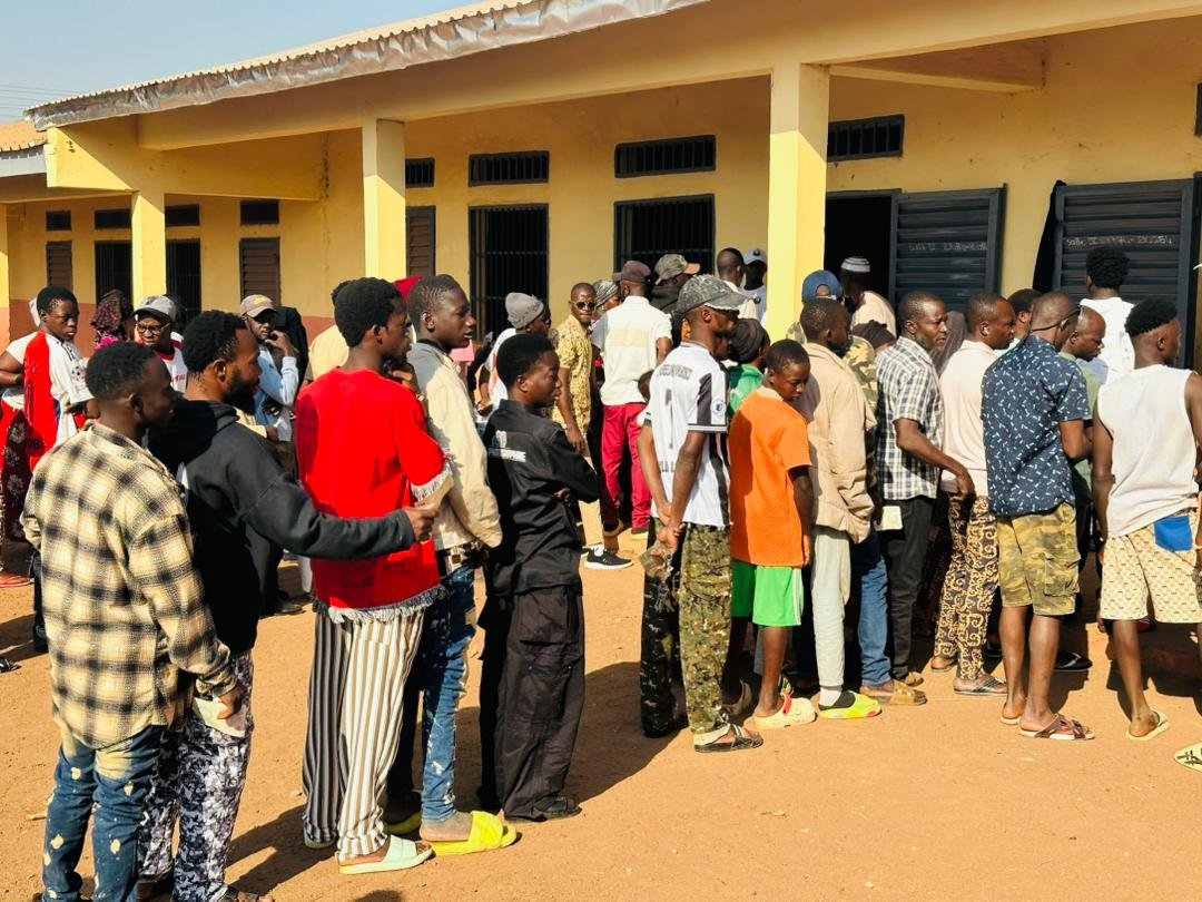 Présidentielle 2025 : Kouroussa vote dans le calme et une forte mobilisation