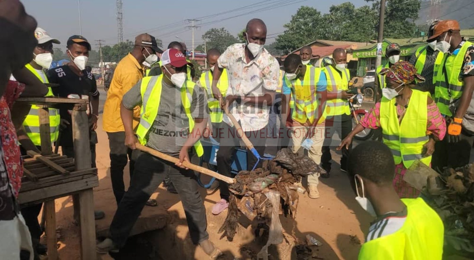 Hygiène publique : Coyah montre l’exemple lors de la Journée nationale d’assainissement