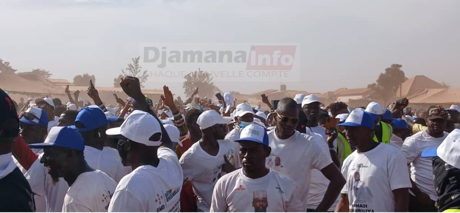 CAMPAGNE ÉLECTORALE : YOUSSOUF CAMARA CONDUIT KOUREMALÉ DERRIÈRE MAMADI DOUMBOUYA 1 CAMPAGNE ÉLECTORALE : YOUSSOUF CAMARA CONDUIT KOUREMALÉ DERRIÈRE MAMADI DOUMBOUYA
