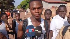 Kankan : des élèves des écoles publiques perturbent des cours dans des établissements privés