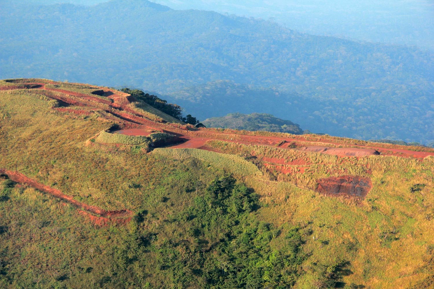 Guinée : le projet Simandou plonge des milliers de travailleurs dans le chômage