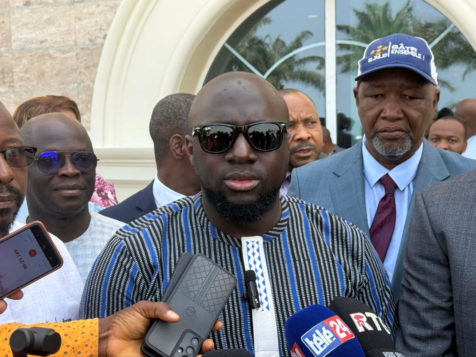 Mory Condé sur le foncier immobilier : « C’est le secteur où le financement du terrorisme bat son plein… près de 90 % de l’argent mal acquis y est blanchi »