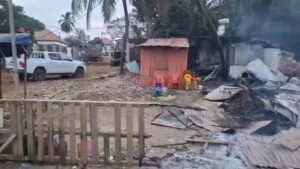 Incendie à la plage de Rogbané : un mort et d’importants dégâts matériels 3 Incendie à la plage de Rogbané : un mort et d’importants dégâts matériels