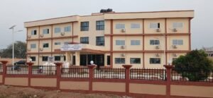 Faranah : le ministre de l’Économie et des Finances inaugure l’Hôtel des finances publiques