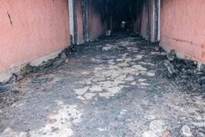 Faranah : un incendie ravage le dortoir des garçons de l’ISAV, plus de 200 étudiants impactés 2 Faranah : un incendie ravage le dortoir des garçons de l’ISAV, plus de 200 étudiants impactés