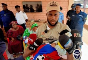 Enlèvement d’un bébé jumeau à Maferinyah : une suspecte interpellée par la police