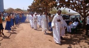 Kankan : les fidèles chrétiens clôturent le pèlerinage diocésain de Dabadou dans la prière et l’espérance