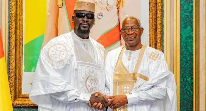 Guinée : l’absence prolongée de mamadi doumbouya après le sommet de l’ua officiellement confirmée par le premier ministre Guinée : l’absence prolongée de mamadi doumbouya après le sommet de l’ua officiellement confirmée par le premier ministre