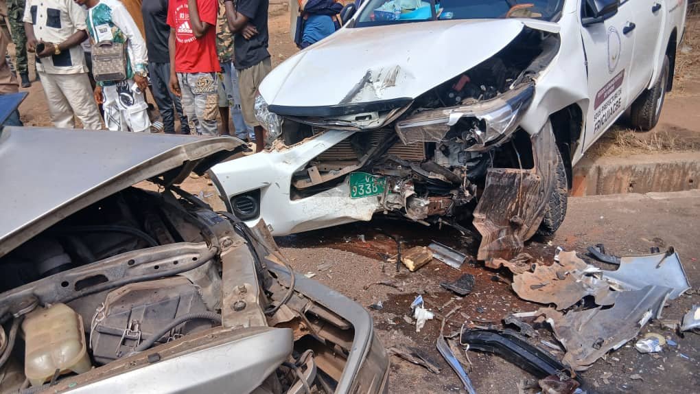 Kindia : un accident impliquant un véhicule administratif fait deux morts et un blessé grave